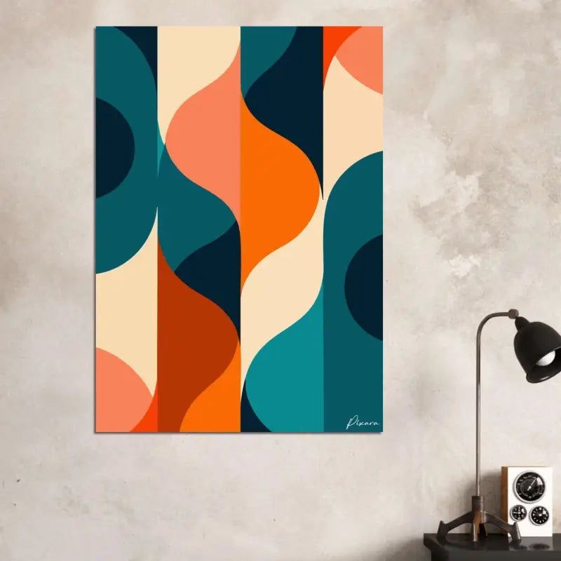 Toile abstraite vibrante présentant des motifs géométriques ondulés audacieux en teal, orange et crème.