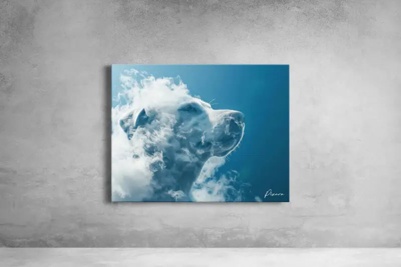 Impression sur toile bleu et blanc mettant en vedette la tête d’un chien émergeant des nuages.