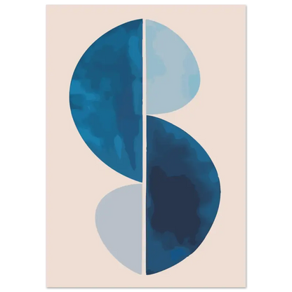 Estampe d’art abstrait mettant en scène une forme en S stylisée composée de deux ovales bleus superposés, l’un en bleu marine profond et l’autre en bleu clair doux, sur un fond beige pâle.