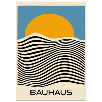 Affiche de style Bauhaus mettant en scène un soleil orange stylisé au-dessus de lignes ondulées noir et blanc sur un ciel bleu et un fond crème.