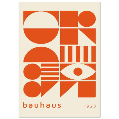 Une affiche minimaliste Bauhaus présentant des formes géométriques orange audacieuses et un œil stylisé sur un fond blanc cassé, avec « bauhaus » et « 1923 » imprimés en orange assorti en bas.