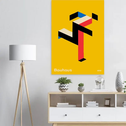 Toile jaune vibrant arborant un design de logo Bauhaus géométrique audacieux en noir, rouge, bleu et beige.
