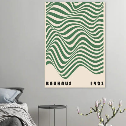 Un poster d’art linéaire ondulé moderne vert et crème présentant le texte « bauhaus 1923 » en bas.