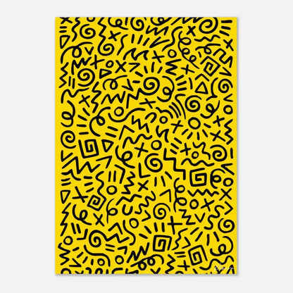 Toile jaune vibrant ornée d’un motif abstrait audacieux en noir, composé de lignes tourbillonnantes et de formes géométriques.