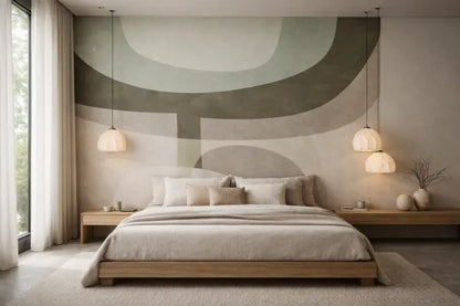 Un lit en bois minimaliste avec un cadre bas et des tables de chevet assorties, habillé de literie aux tons neutres.