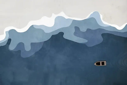 Une illustration minimaliste d’un petit bateau à rames simple flottant sur de l’eau bleu foncé près du rivage.