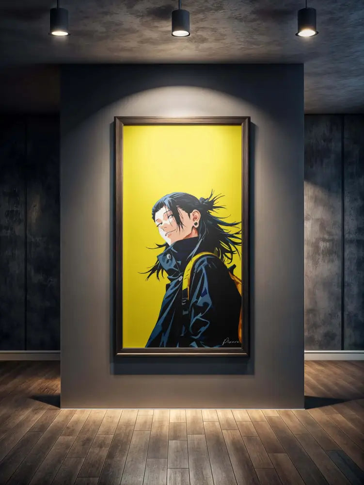 Un portrait encadré de style anime d’une personne aux longs cheveux noirs et portant une veste sombre sur un fond jaune vibrant, enfermé dans un cadre en bois simple.