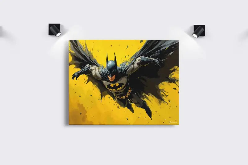 Impression sur toile jaune vibrant mettant en scène Batman en vol dynamique, rendu avec des tons noirs et gris audacieux sur un fond éclaboussé dramatique.